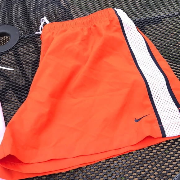 Nike shorts - Picture 3 of 6